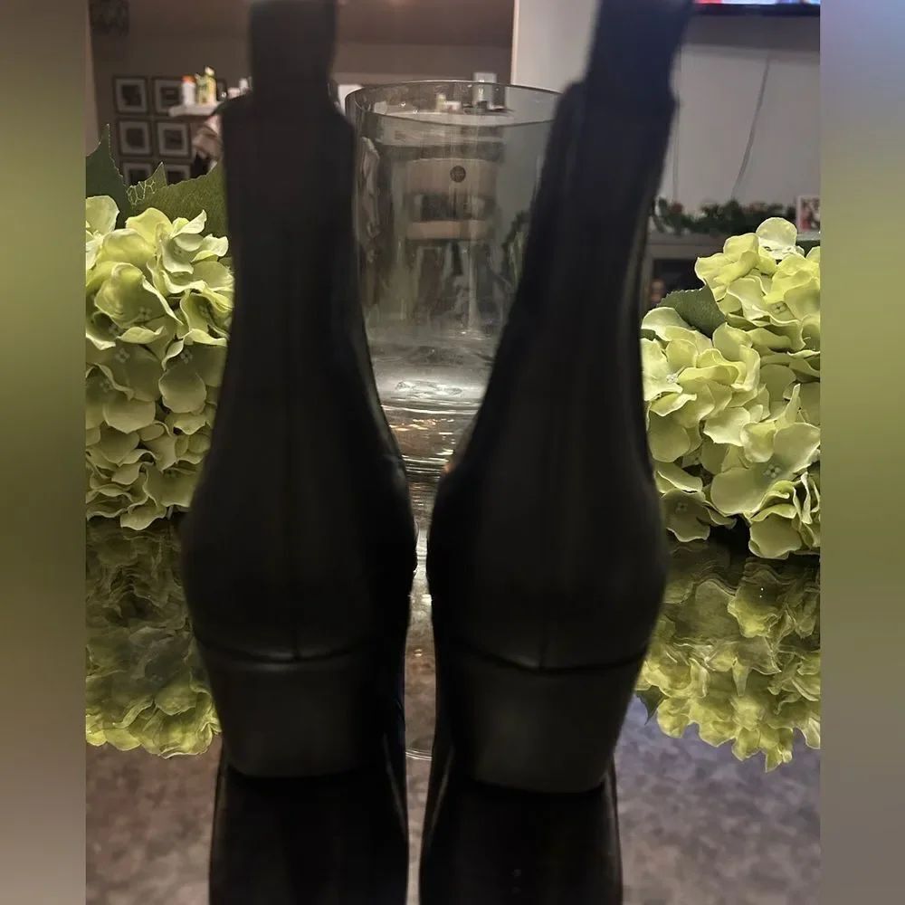 Marc Fisher Ulora Booties - Picture 4 of 4